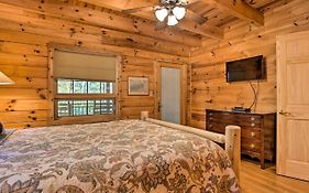 Streamside Bryson City Cabin With Hot Tub And Sauna